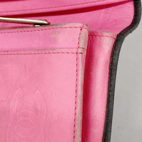 CHANEL Authentic Black Lambskin Leather Wallet - Picture 6 of 13